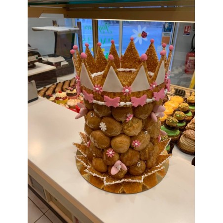 Pièce montée croquembouche