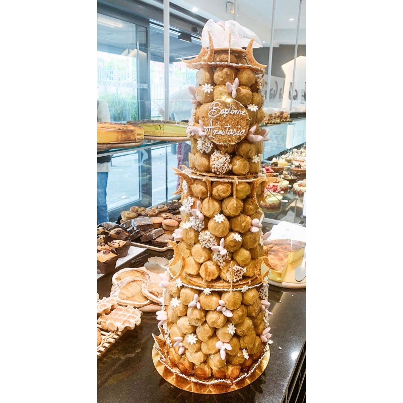 Pièce montée croquembouche